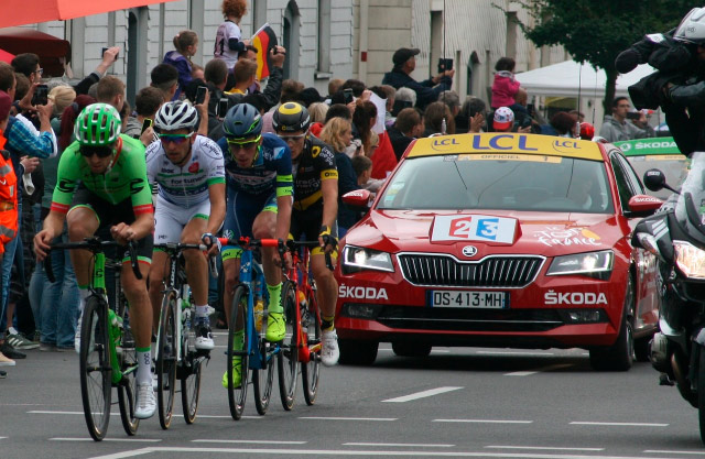 Cykelrytning er en extrem sport hvor krop og sjæl bliver sat på spil. Det er ikke for sjov når de brager gennem bjergene og byer.
